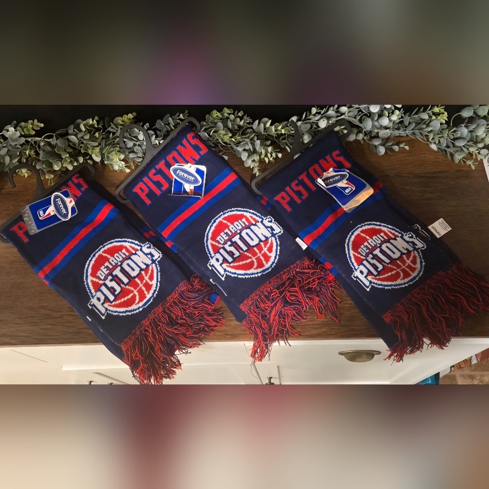 Three NEW Detroit Pistons Forever Collectibles scarves